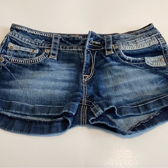 Rock Revival Alanis Denim Shorts - Picture 2 of 15